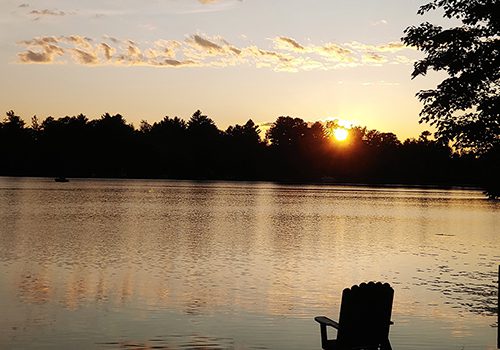 Lakeshore Motel Ice Lake waterfront