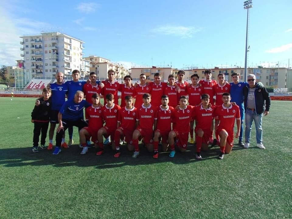thomas petrovski with team 1