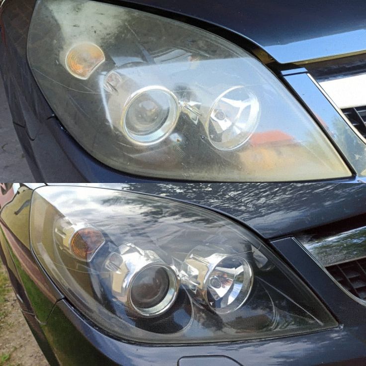 Voor-en-na foto: boven vergeelde koplamp, beneden helder na polijsten.
