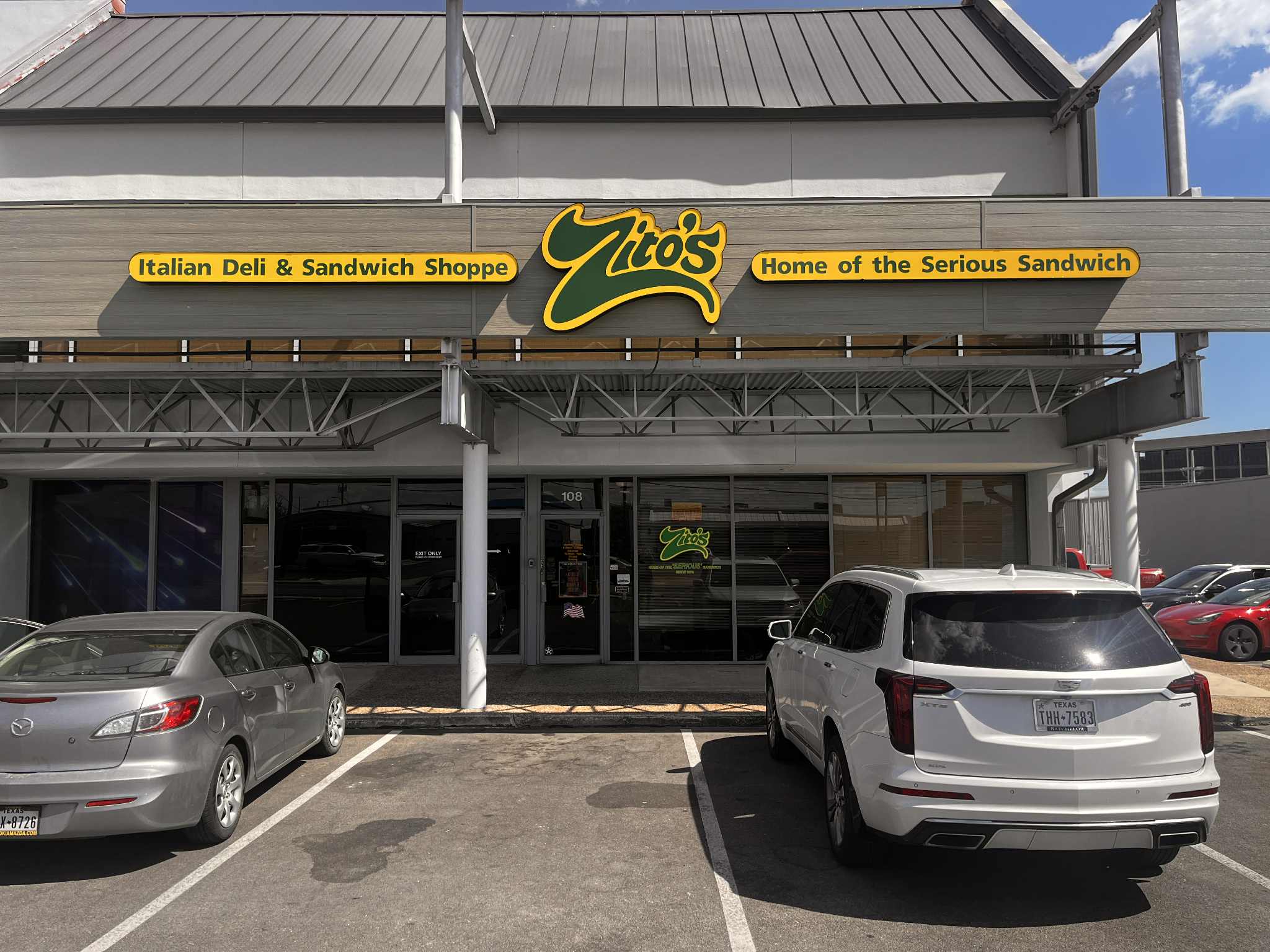 sandwichです S&S Sandwich and Smoothie 1808 I Street Northwest – Order pickup