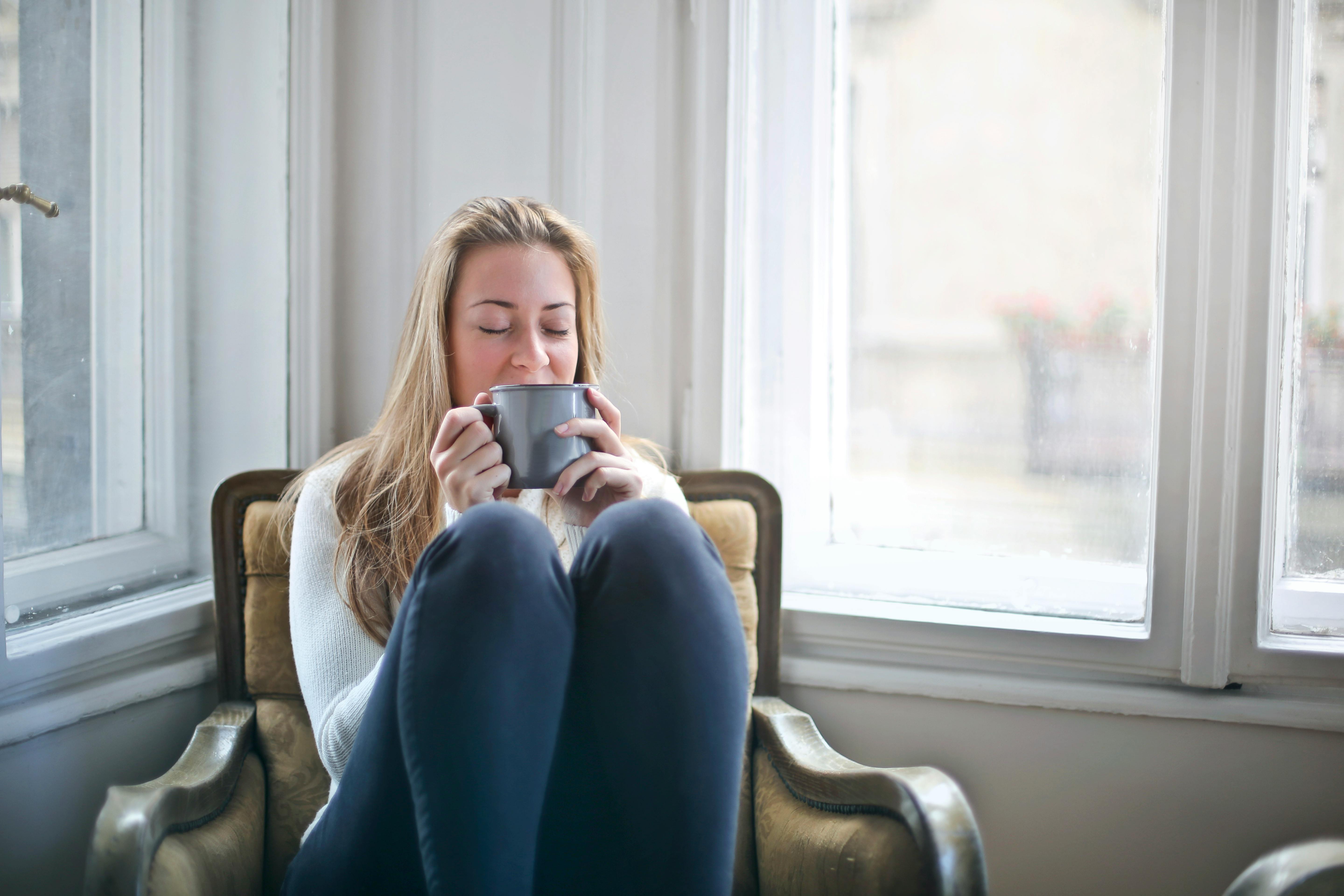 How to Calm Your Mind Naturally Without Gadgets
