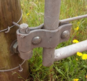 gate hinges and a long pin gudgeon gate hinges and a long pin gudgeon