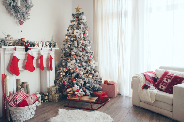Christmas Tree in pretty room Christmas Tree in pretty room