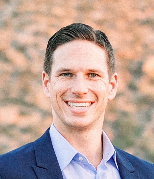 Steven Bialecki, founder & CEO of The Bookease, channels decades of tax, accounting and CFO experience into a mission: empower entrepreneurs to navigate financial complexity so they can focus on growth. His passion is to build profitable, compliant businesses that create jobs and value.