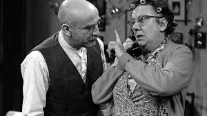 Still of Alf and Else Garnet from Till Death Us Do Part Still of Alf and Else Garnet from Till Death Us Do Part