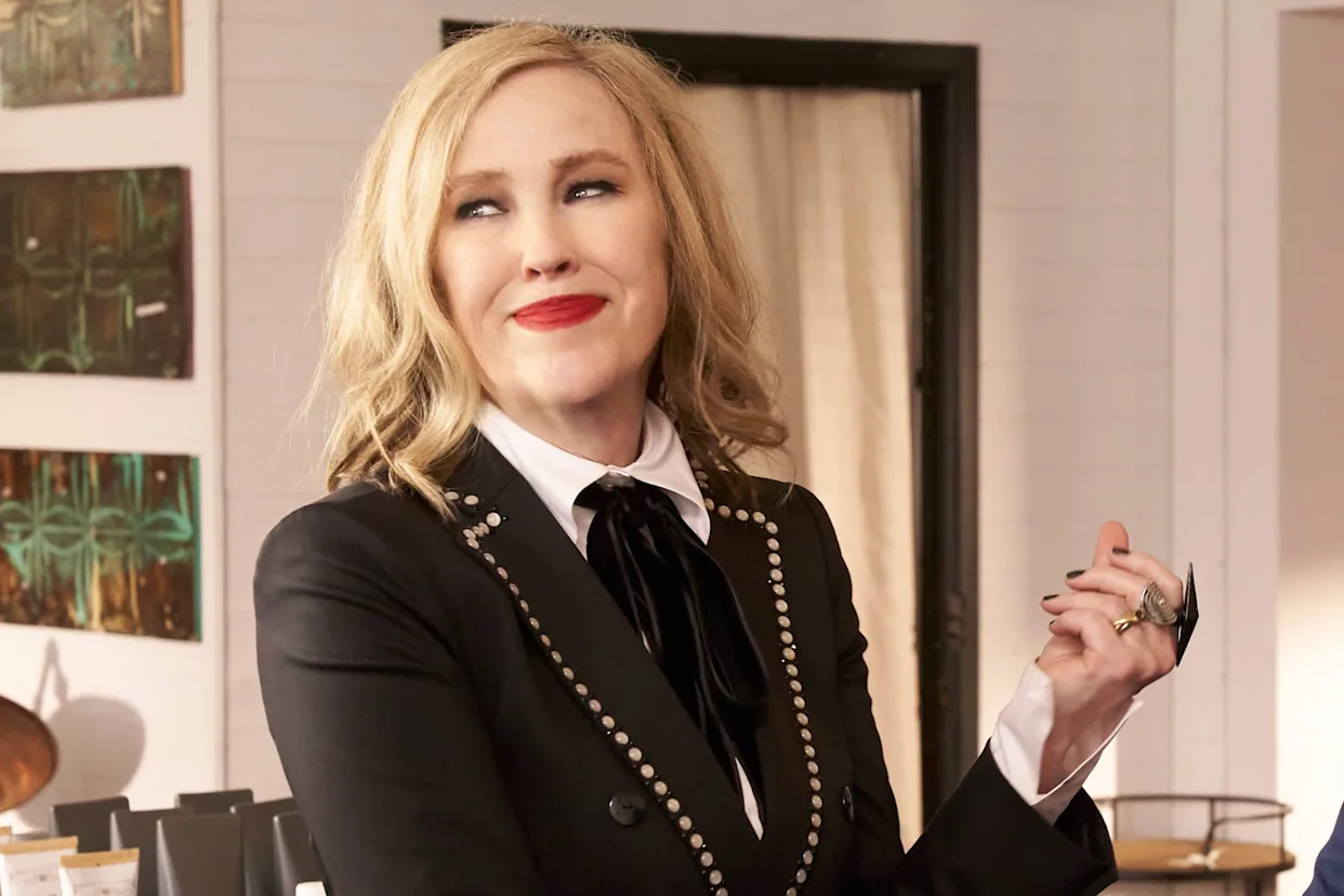 Catherine O'Hara as Moira Rose