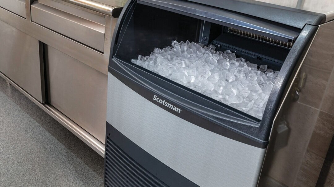 How Long Should an Ice Maker Last?