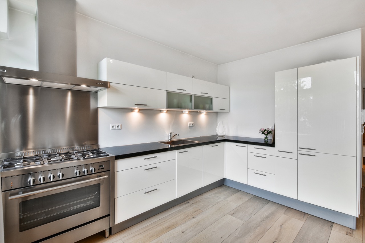 Clean Kitchen