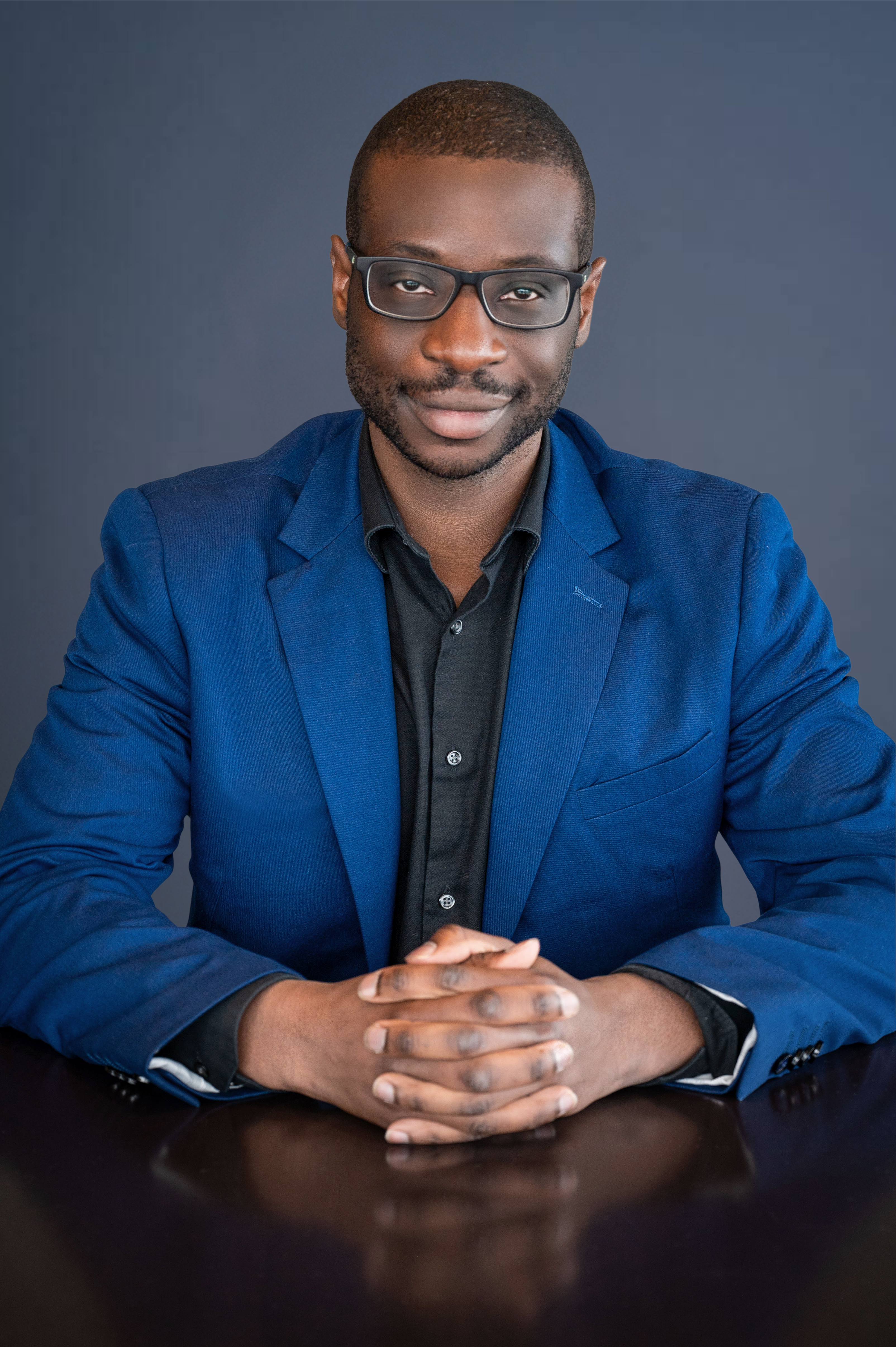 Je me présente Yann Ravens, conseiller en gestion de patrimoine au Groupe Financier Signature et j’aide les entrepreneurs et préretraités à raccourcir leur chemin vers la retraite sans qu'ils sacrifient leur style de vie. 

Mon but  est de répondre à des préoccupations courantes et à partager des stratégies permettant de maximiser vos revenus à la retraite et de la rendre encore plus prospère. 