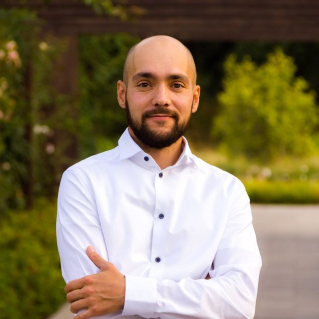 Азат Абсалямов