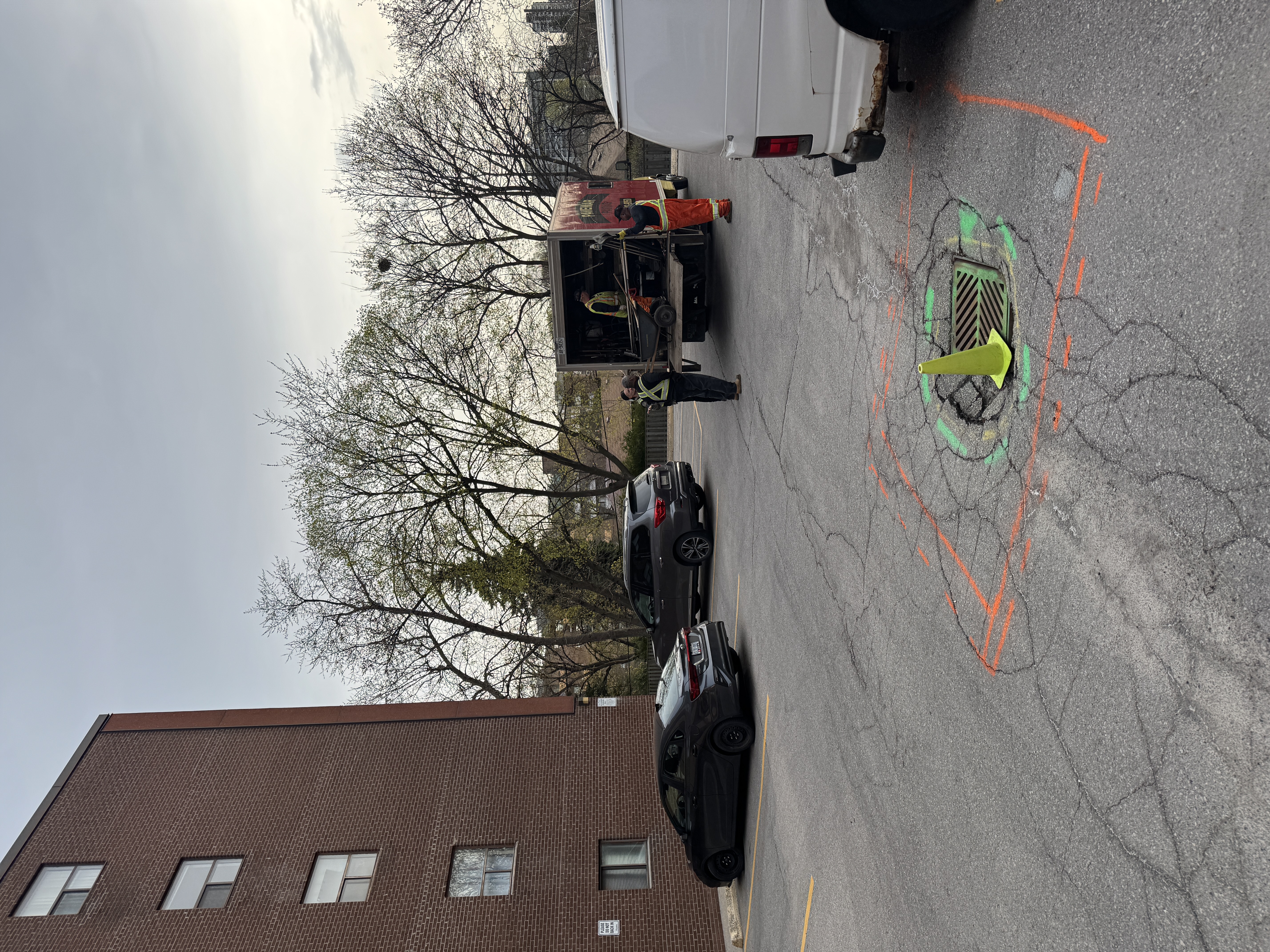 Broken Catch Basin and Cracked Asphalt | Pavemar Paving