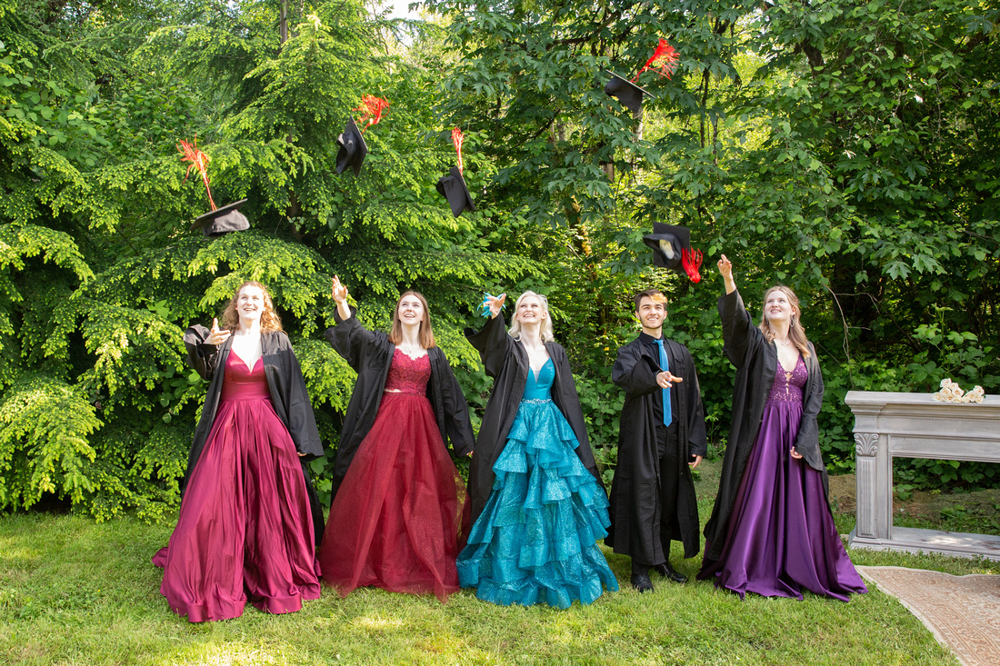 Creative Ideas for a COVID-safe Graduation Photoshoot