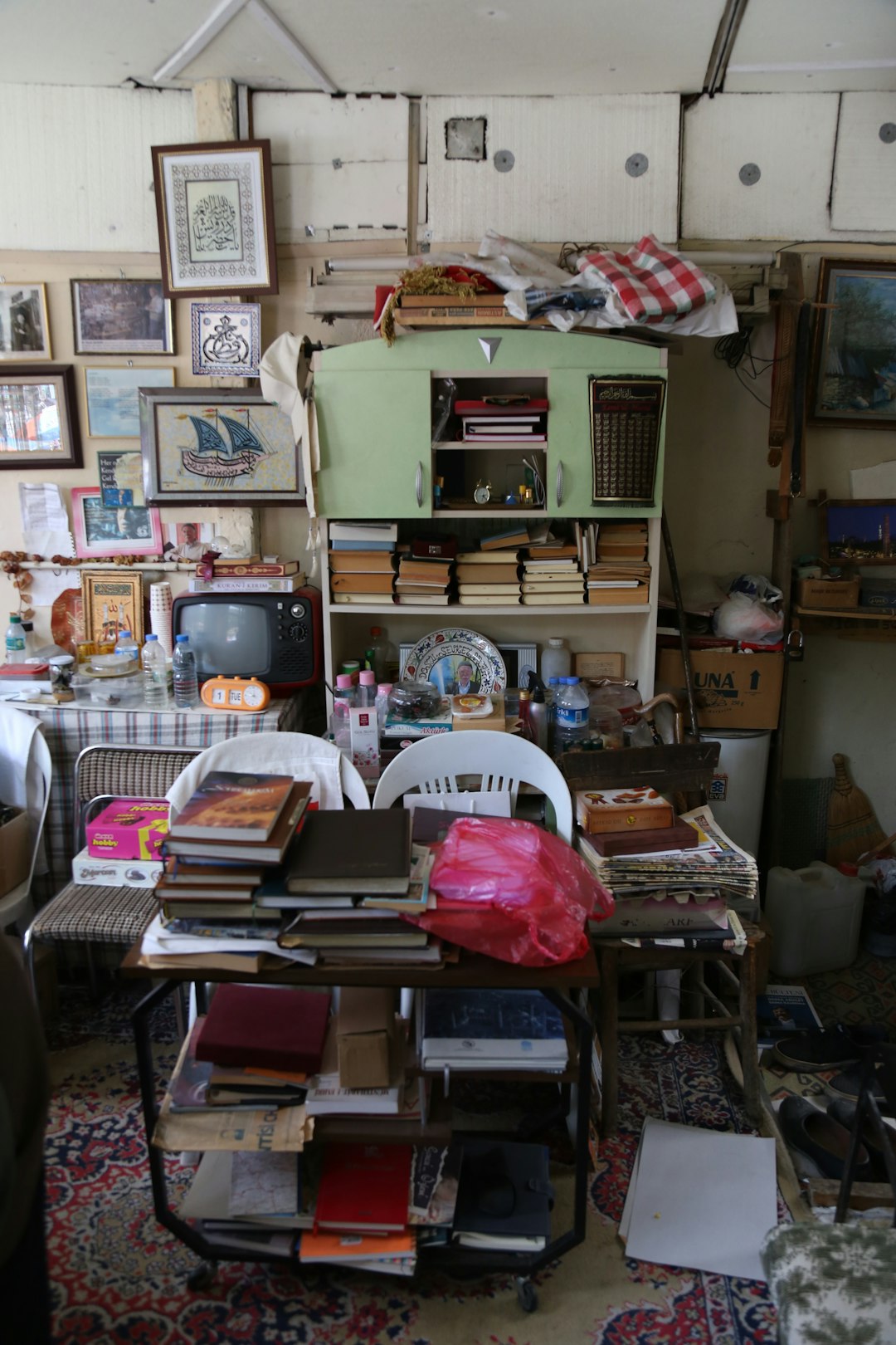 Declutter