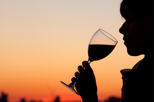 Alcool e il metabolismo in menopausa Alcool e il metabolismo in menopausa