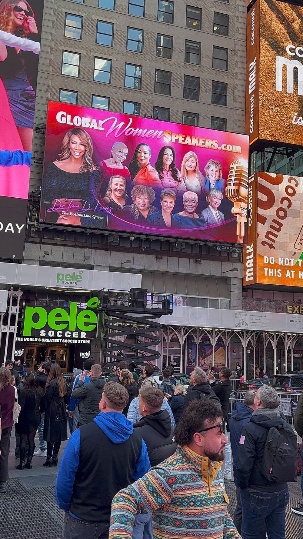 Rochelle with Global Women’s Speakers in Time’s Square