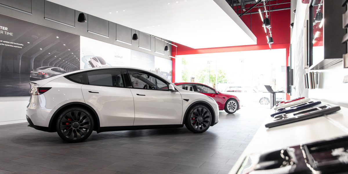 Electric Cars Experience Significant Depreciation in the Used Car Market, According to Car Dealer News