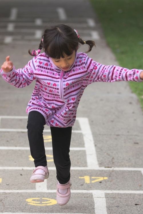 gross preschool activities, hopscotch gross preschool activities, hopscotch