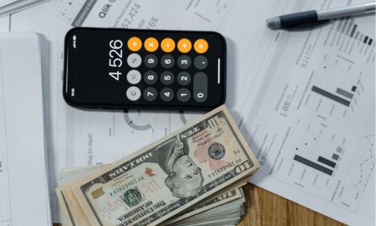 what does a bookkeeper do?