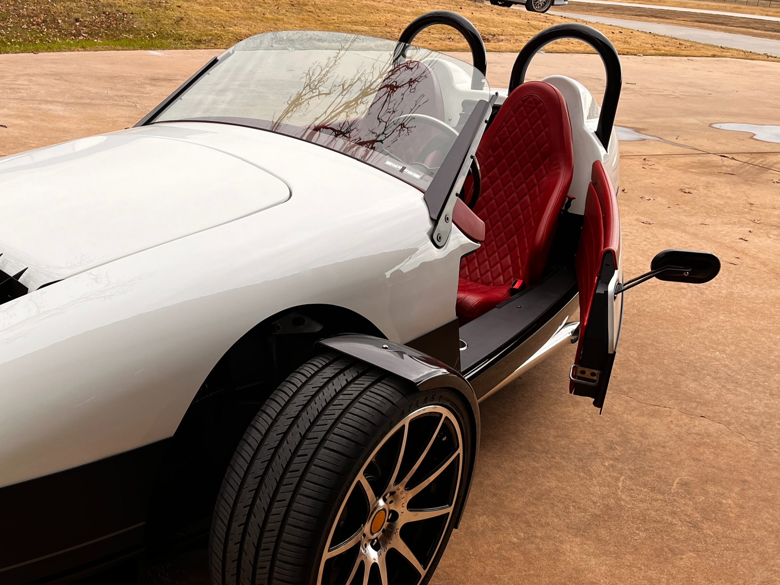 Carmel Blackjack tall windshield conversion. Vanderhall