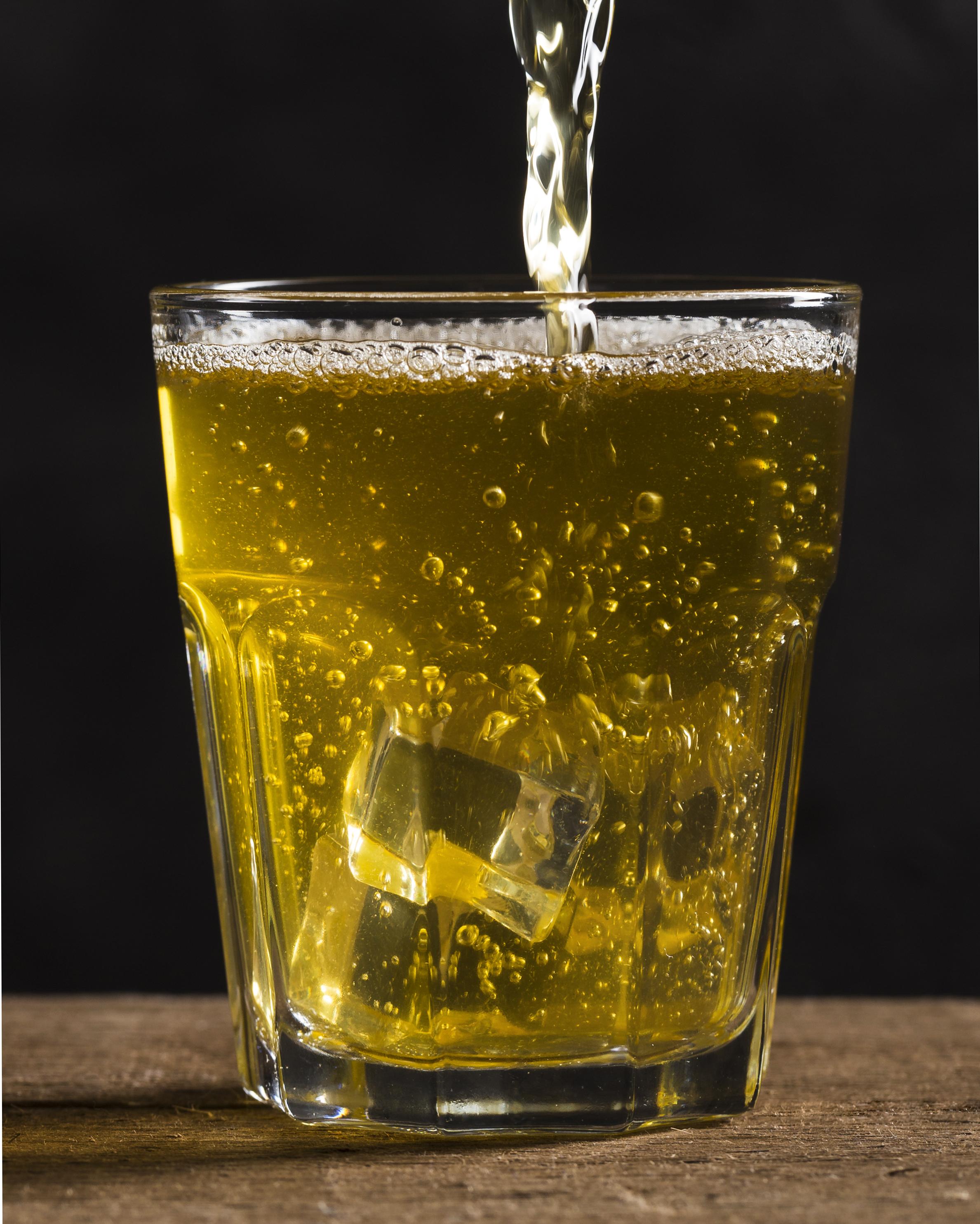 pour drink