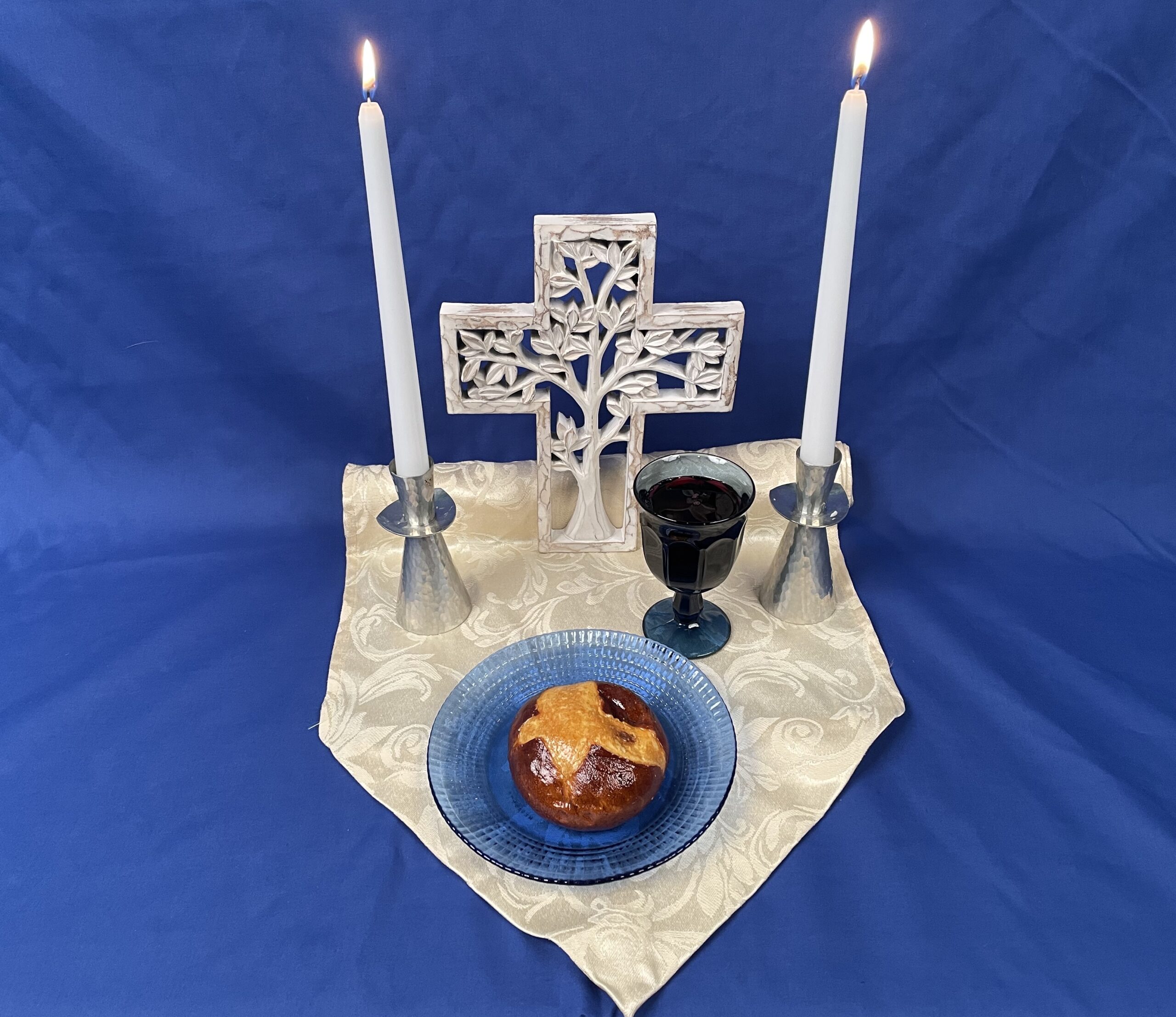 lavish communion lavish communion