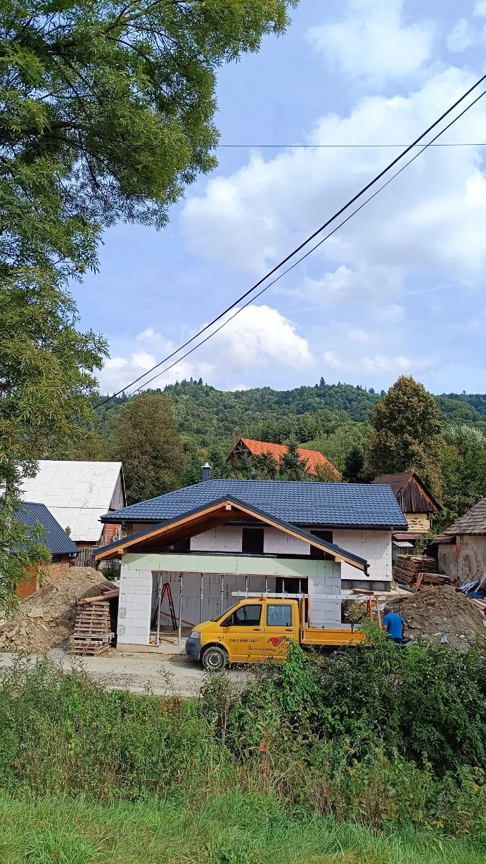 Modern House Roofing