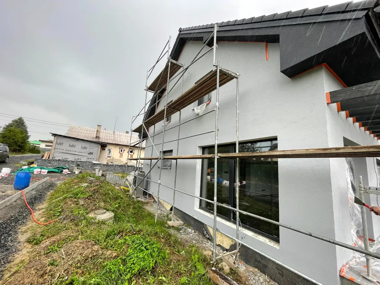 Modern House Roofing