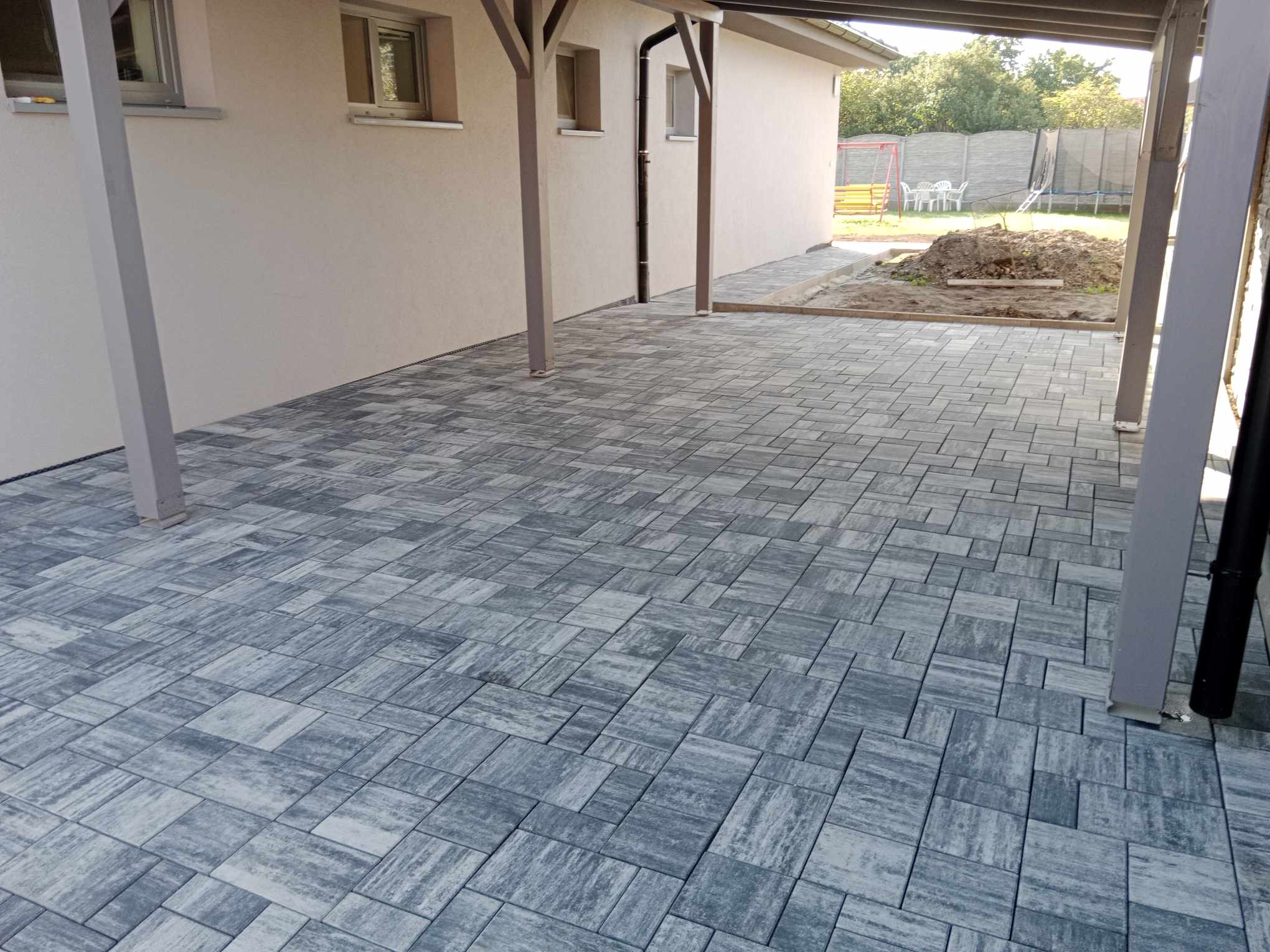 Modern House Roofing
