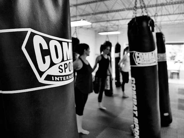 Tupelo Fitness Kickboxing Black and white