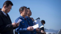 Acts of Courage: First Responders Who Inspire the World Acts of Courage: First Responders Who Inspire the World