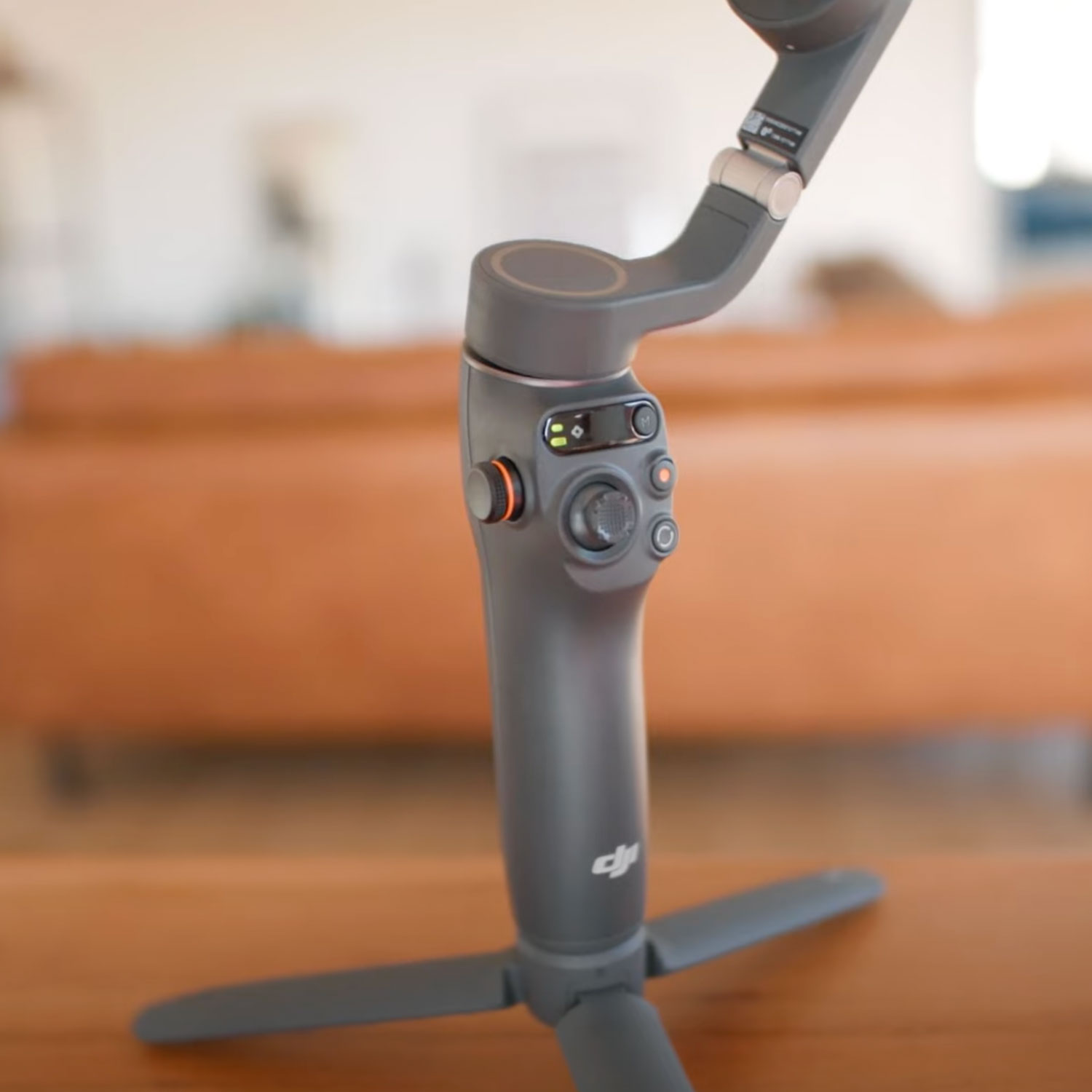 DJI Osmo Mobile 6 Smartphone Gimbal