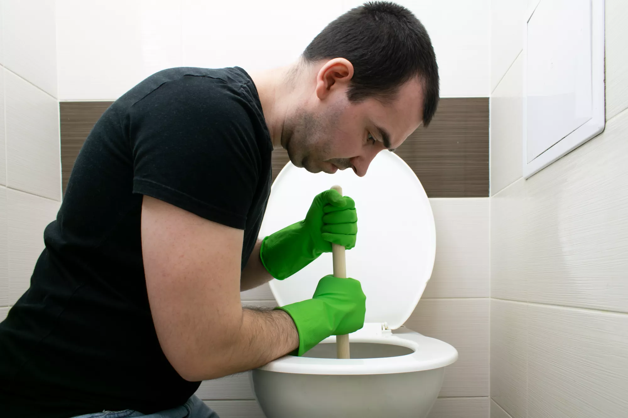 unclog a toilet