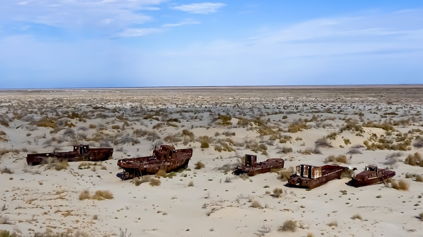 Ship cemetery in Muynak