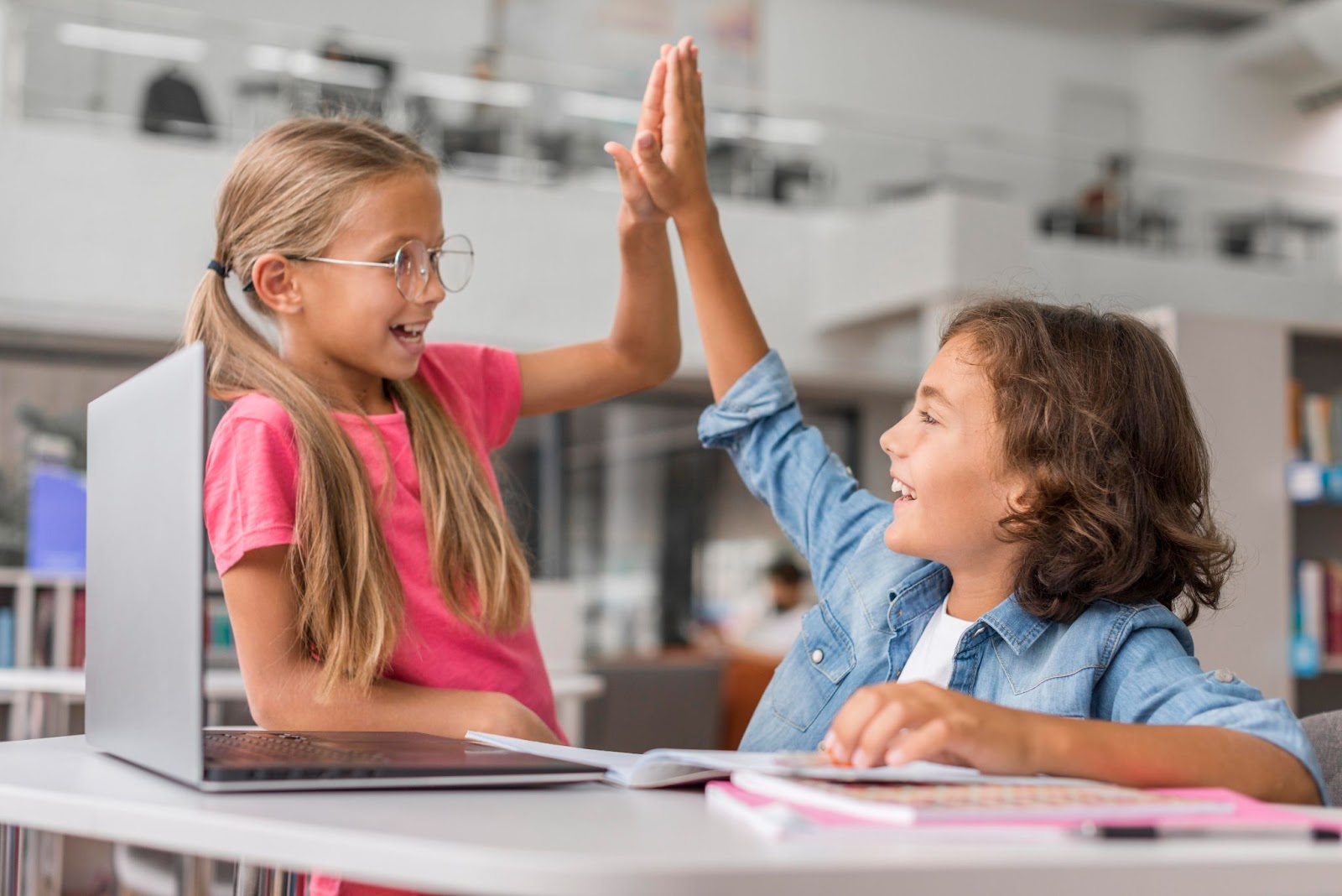 Tutor guiding student through pacing and test-taking strategies via video call Tutor guiding student through pacing and test-taking strategies via video call