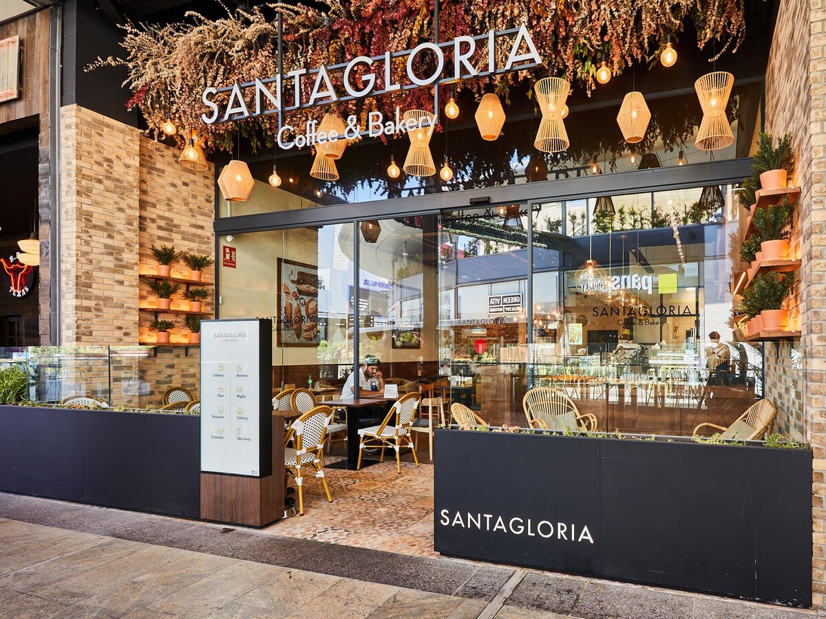 Santa Gloria Coffee & Bakery