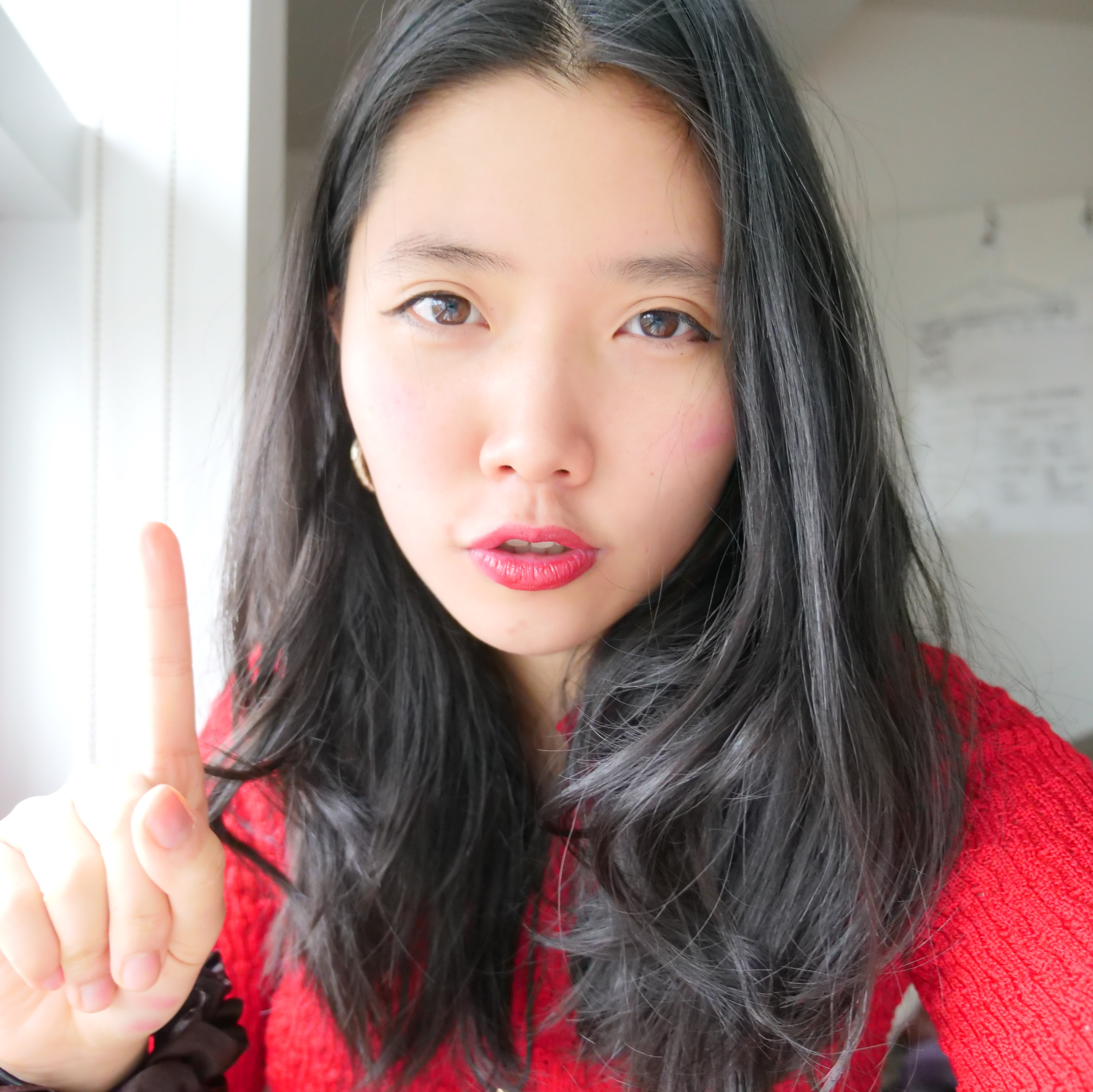 FB & IG Ad Expert, Business Scaling Expert, Creative Entrepreneur. Marketing Agency Owner. Alisa Cheuck runs a monthly FB Ad Show where she brings humour, ads, finance, physiology, and marketing knowledge to entertain and share ad inspo for your business!