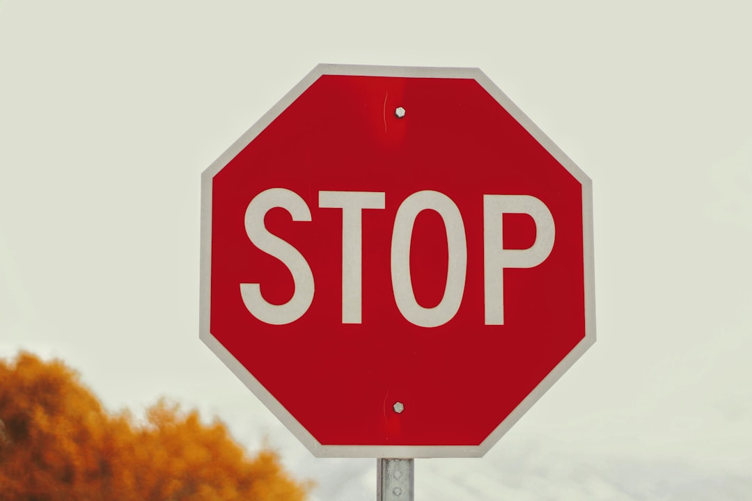 stop sign stop sign