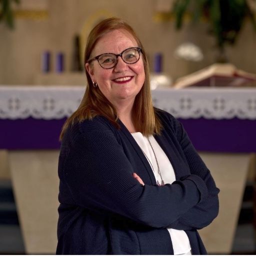 Kim Walsh is the founder of Creative Catholic Content. Her purpose is to help Catholic parishes spread the Good News of God with done for you content to use in your bulletins, on your website and on your social media.