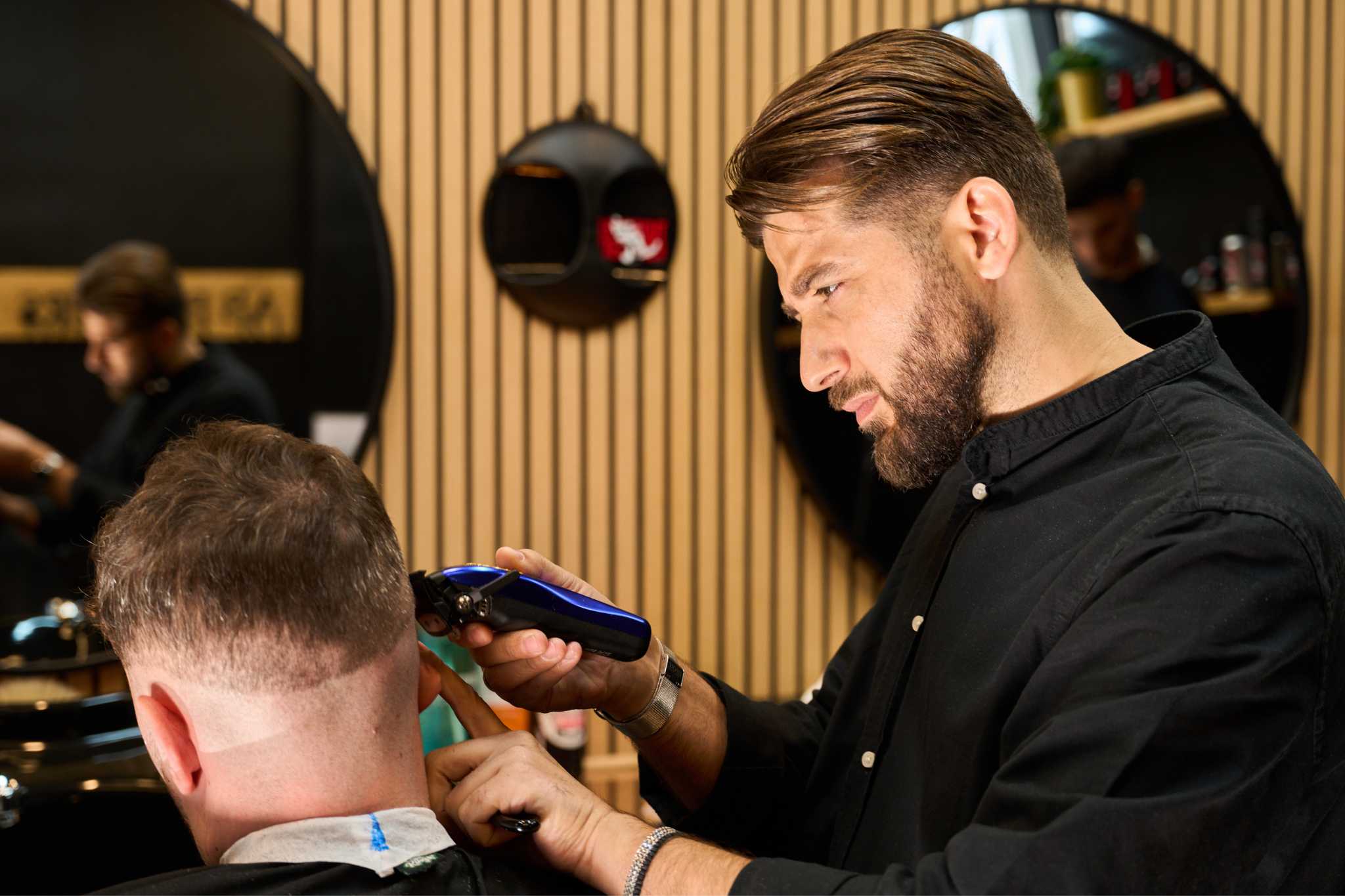 Man getting a modern haircut