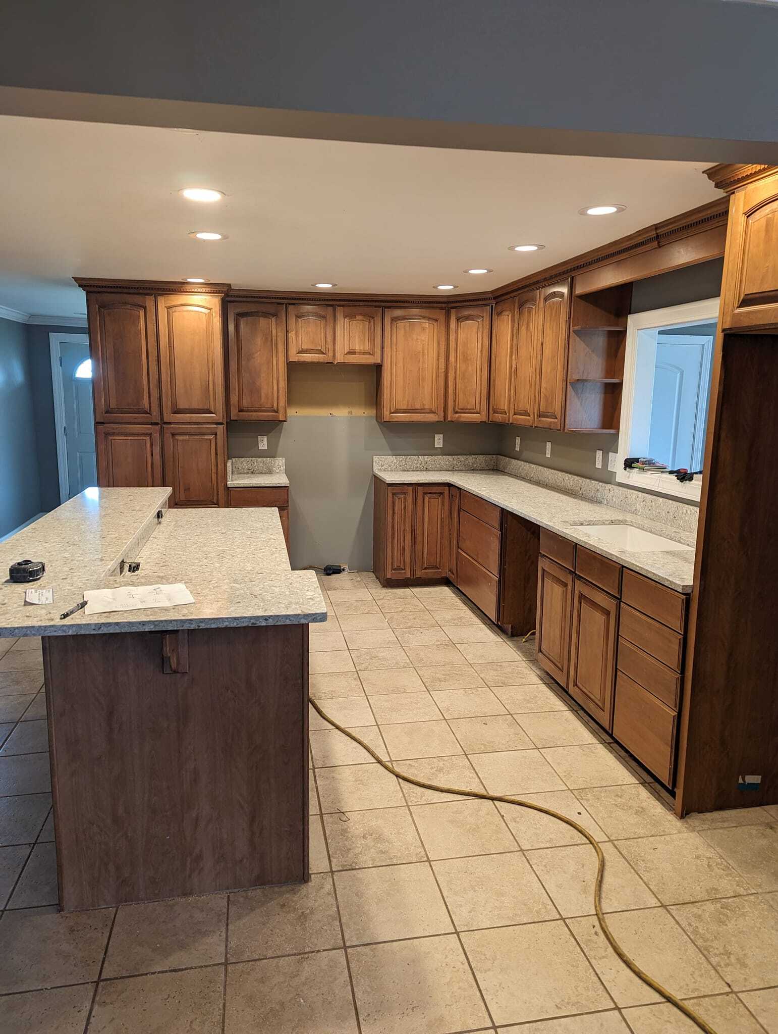 Kitchen update – clean lines and granite top