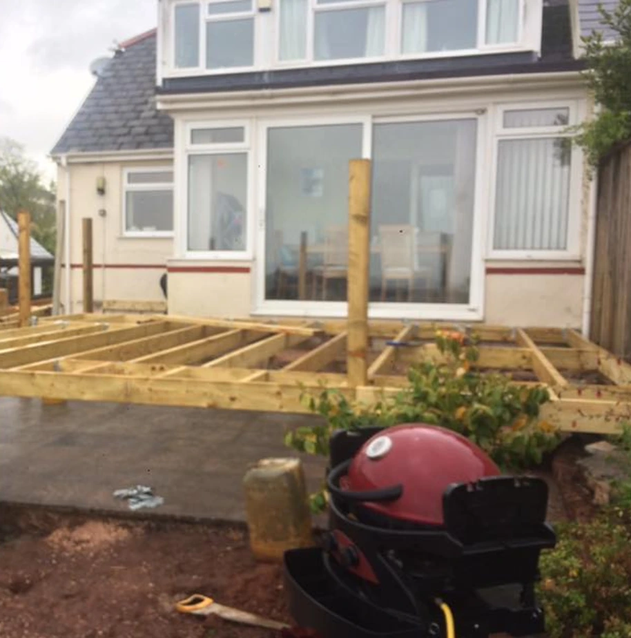 deck being built by moore dunn fencing in torquay devon