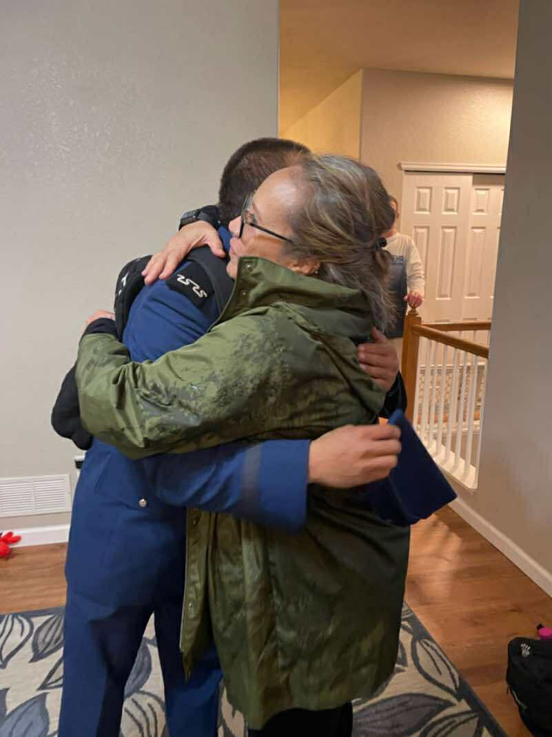 Empty-nesting Empty-nesting