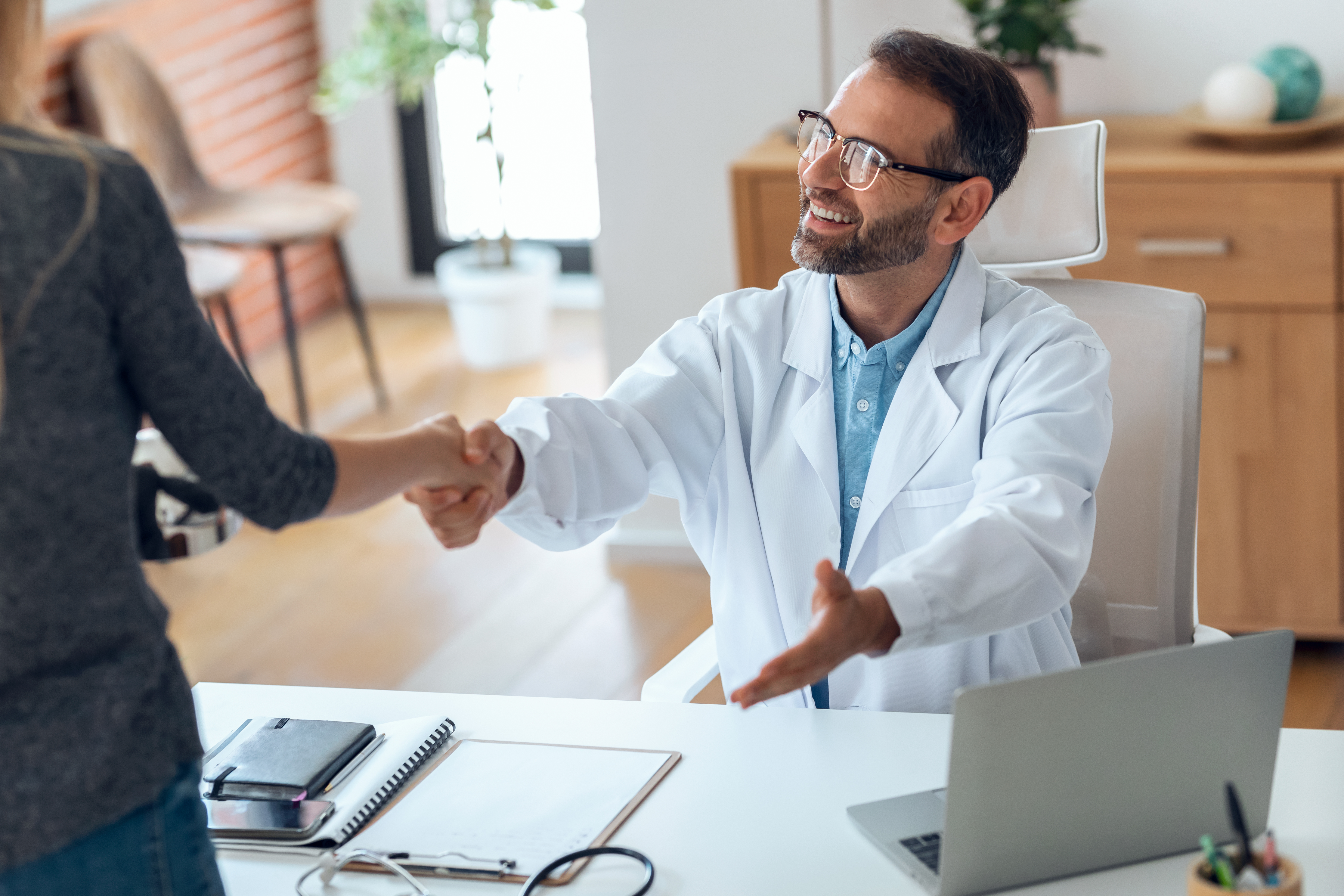Online Income for Doctors: Be a Consultant! Online Income for Doctors: Be a Consultant!