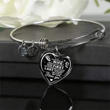 Luxury Heart Bangle