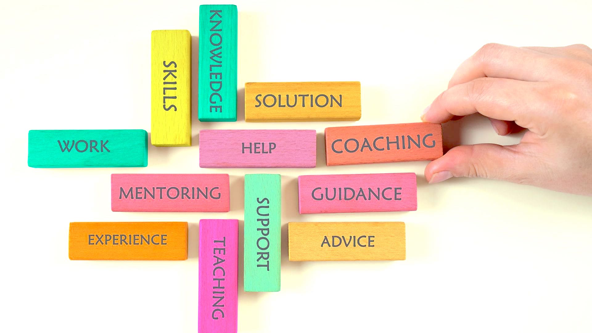 How to start an online coaching business step by step