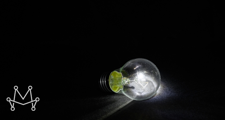 The Light That Never Extinguishes