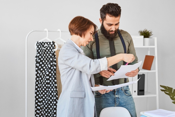 Evaluating Laundry Service Options Evaluating Laundry Service Options