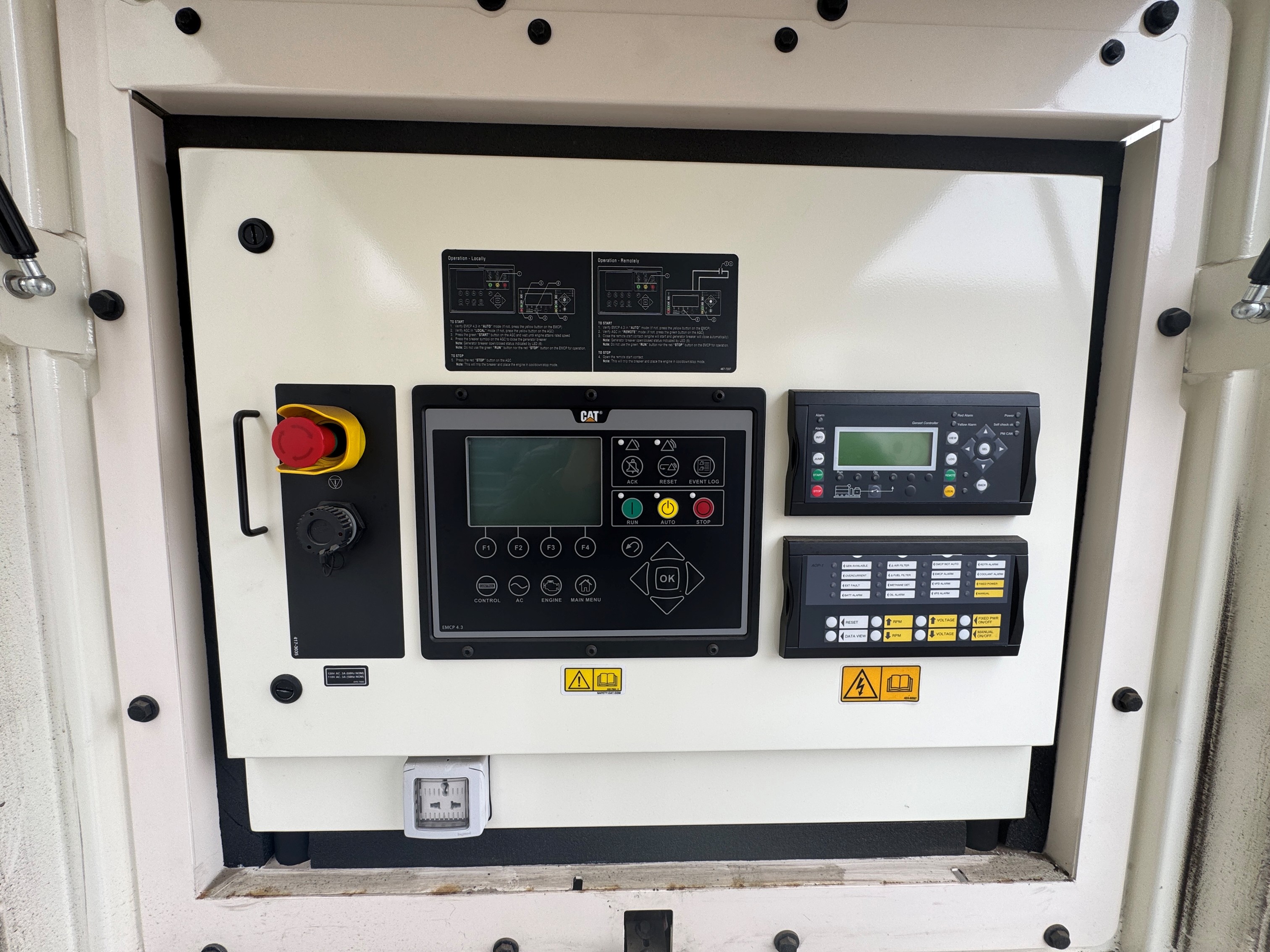  Natural Gas - Cat XGC1900 50/60 Hz Switchable | 1900kW (2375kVA)