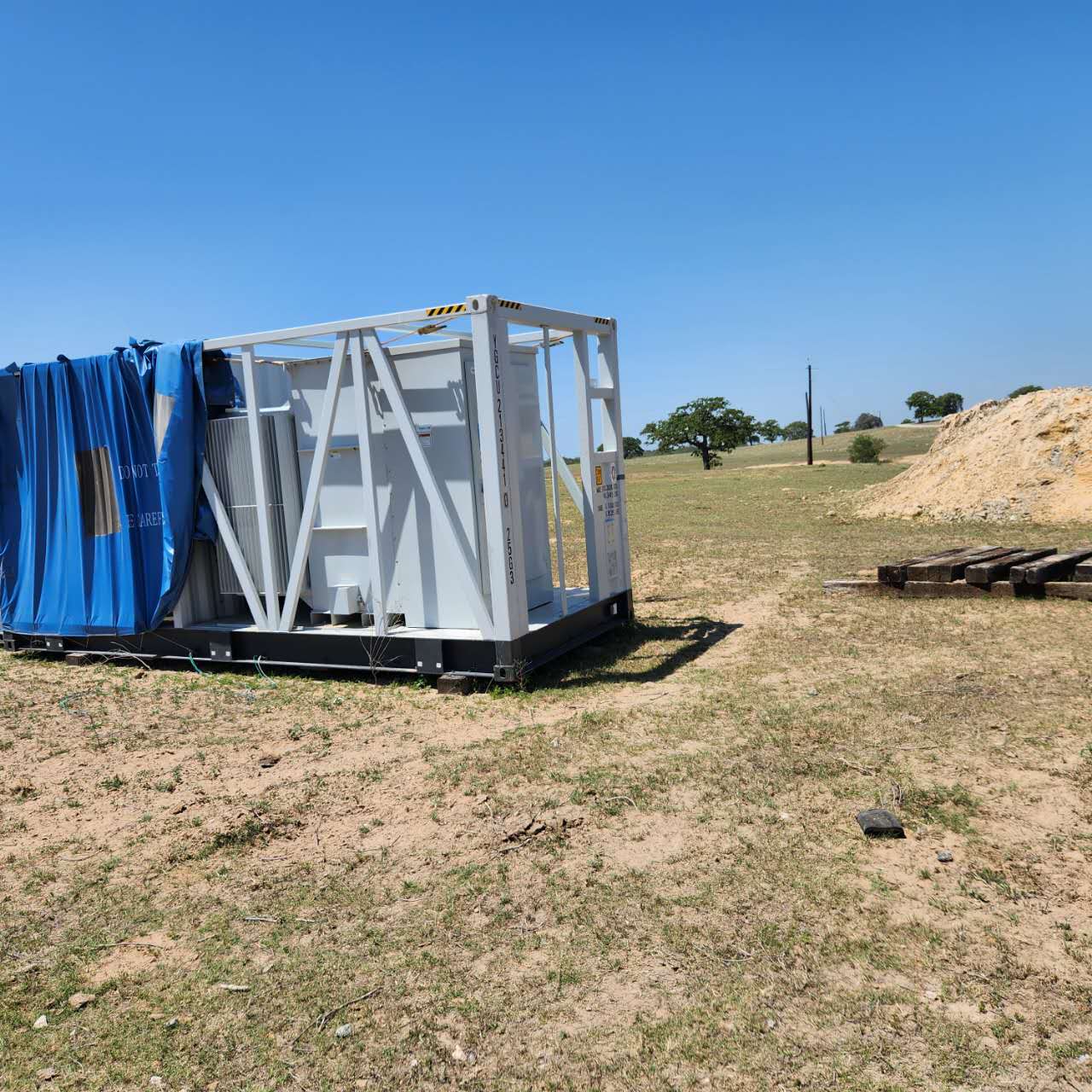 SUNGROW ENERGY STORAGE CONVERTERS - SC2000UD-US PAD-MOUNTED TRANSFORMERS - JSHP TRANFORMER CO. SUNGROW ENERGY STORAGE CONVERTERS - SC2000UD-US PAD-MOUNTED TRANSFORMERS - JSHP TRANFORMER CO.