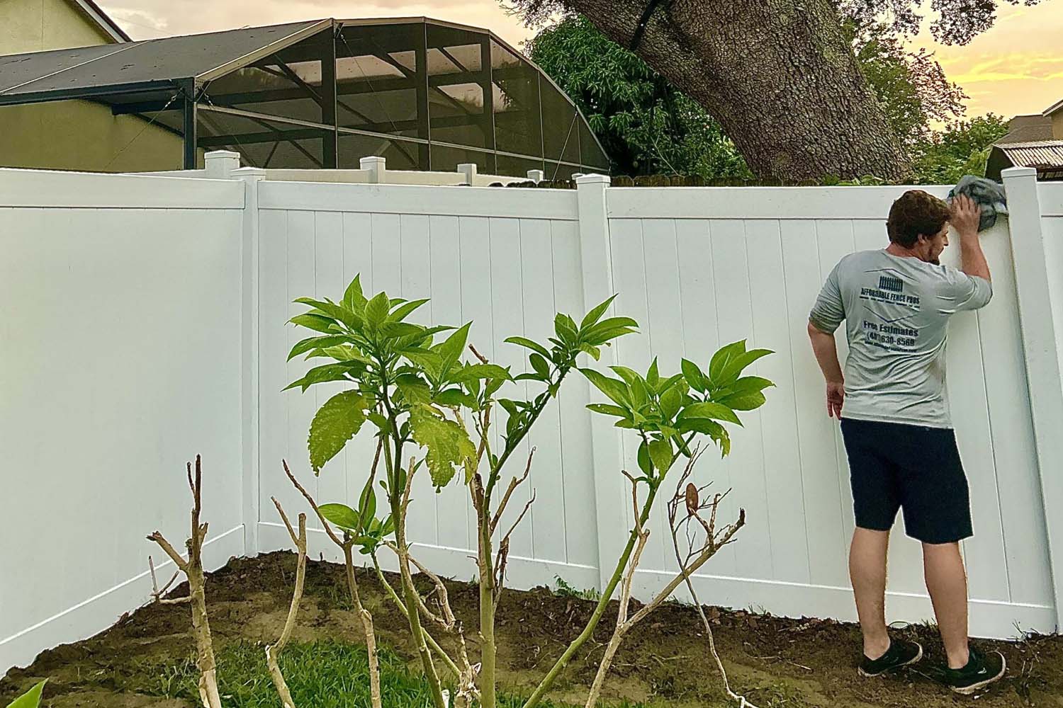 How To Choose the Perfect Vinyl Fence Company For Your Property How To Choose the Perfect Vinyl Fence Company For Your Property